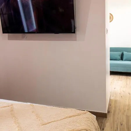 Centre - A 5 Minutes Des Arenes *