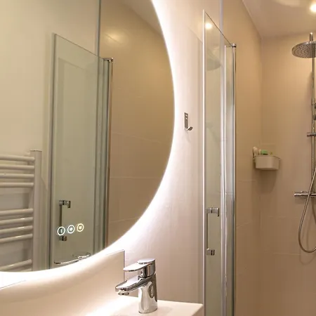 Centre - A 5 Minutes Des Arenes 公寓